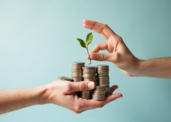 Featured image for: Consolidation vs. Refinancing: What's Best for You?